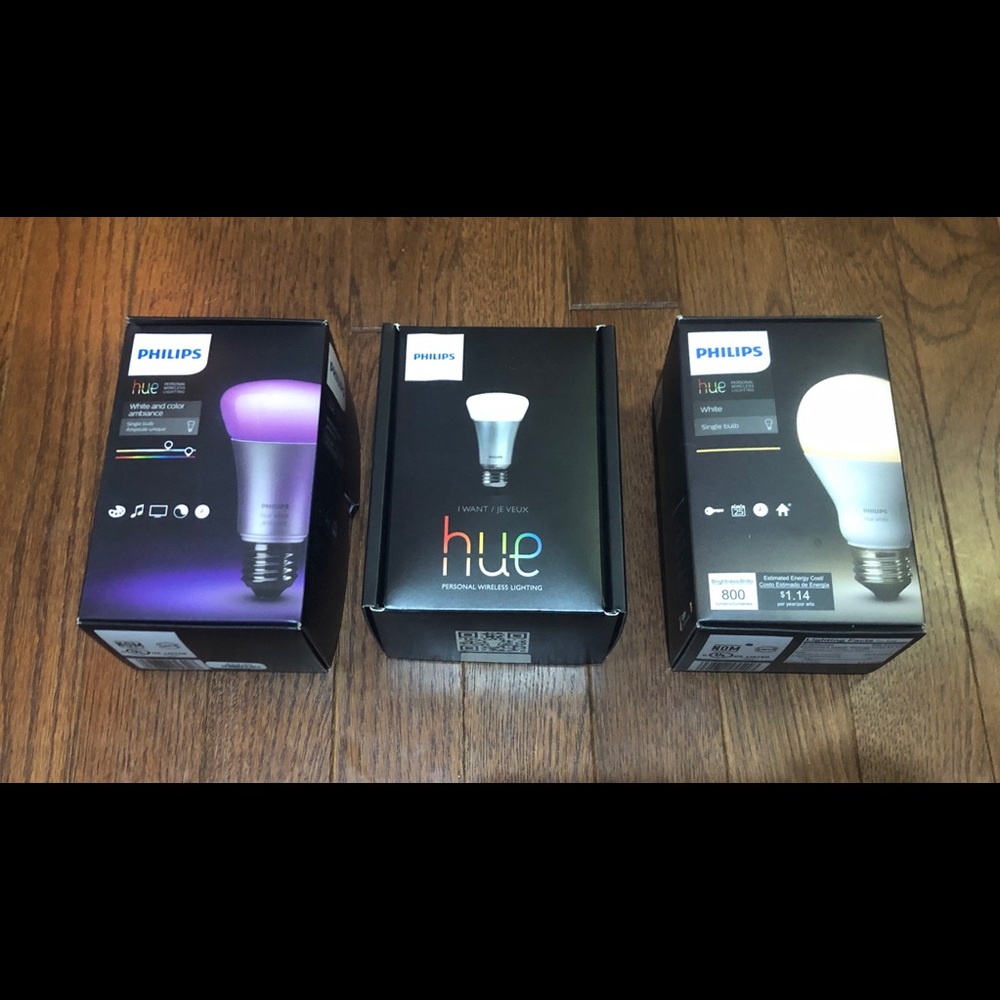 3 color Hue lightbulbs